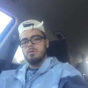 Meet your Posher, Cameron